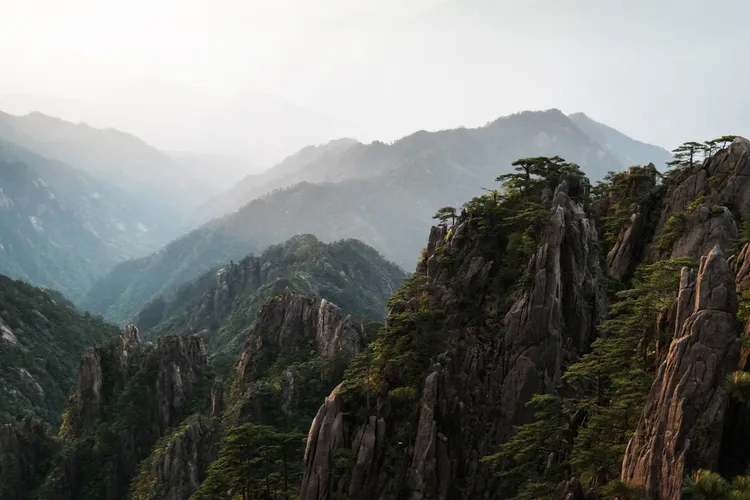 Żółte Góry w Chinach - Huang Shan - 黄山