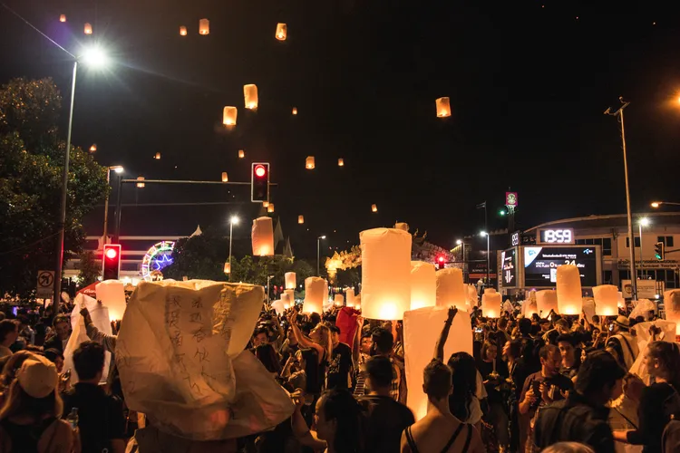 Yee Peng and Loy Krathong - Lantern Festival